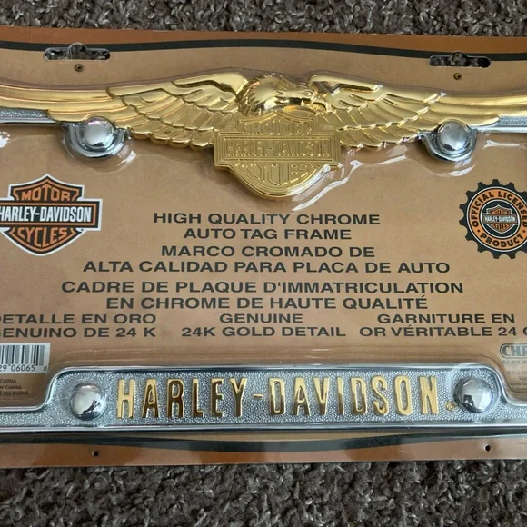 New Harley-Davidson Chrome License Plate Frame With New Harley License Plate - Picture 1 of 7